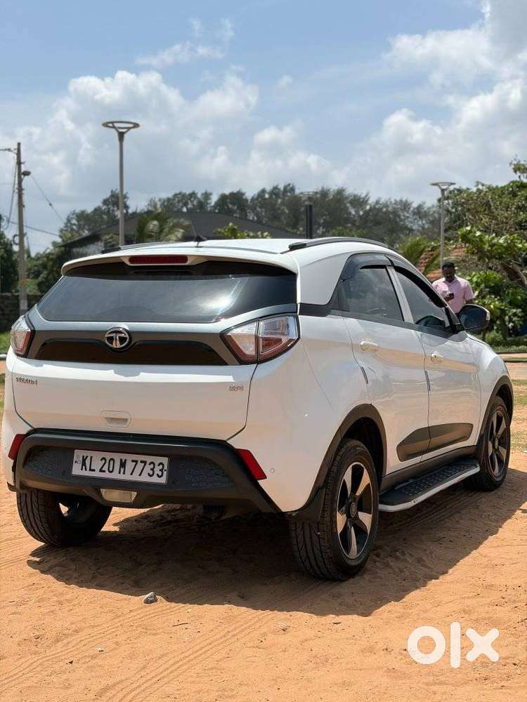 Tata Nexon 1.5 Revotorq Xm (s), 2017, Diesel