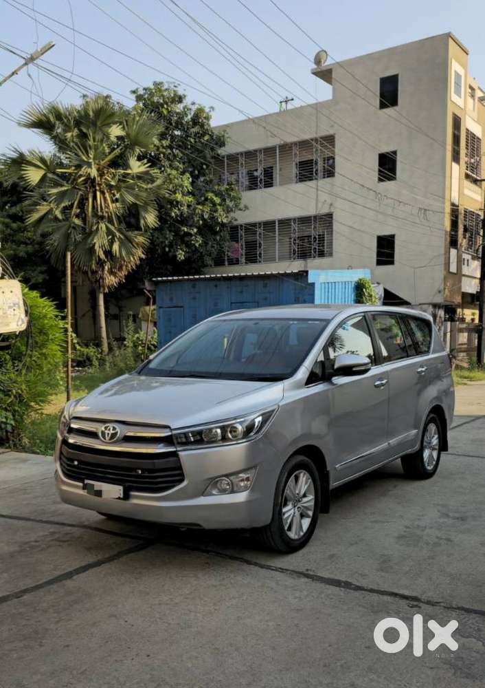 Toyota Innova Crysta 2.4 V 8 Str, 2017, Diesel
