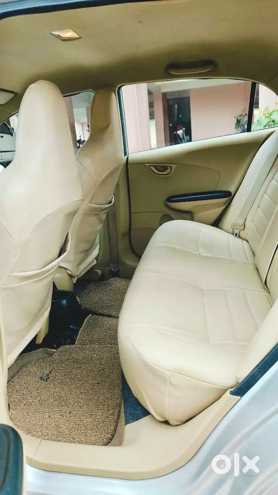 Honda Amaze Amt 2015 Doctor Car Petrol 62000 Km Driven