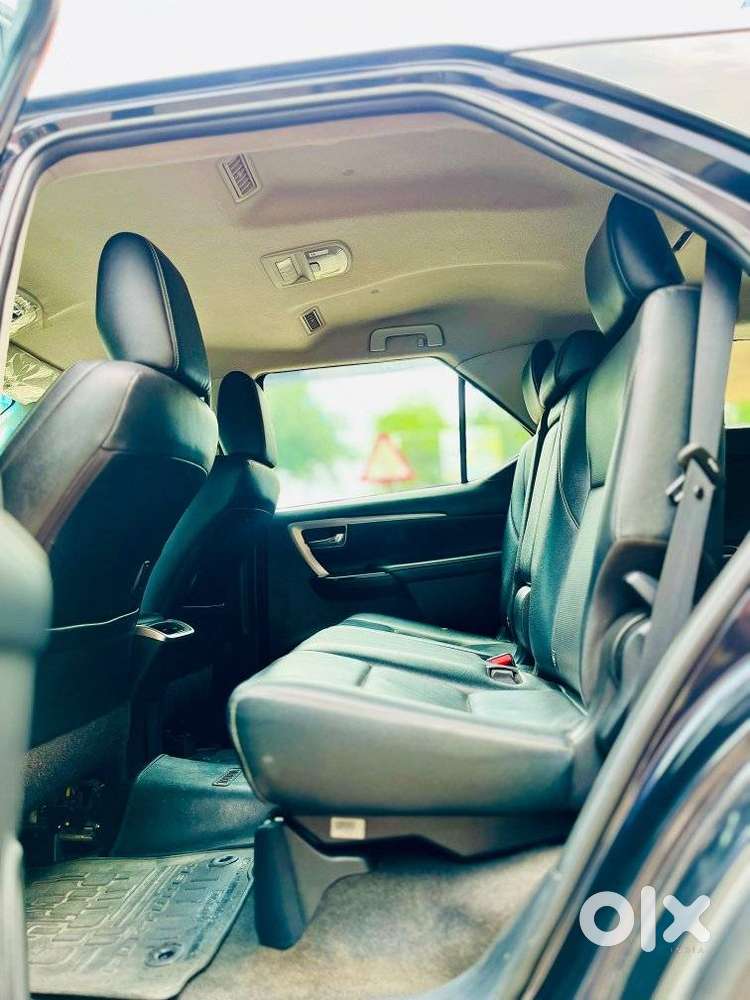 Toyota Fortuner 4x2 Mt 2.8 Diesel, 2021, Diesel