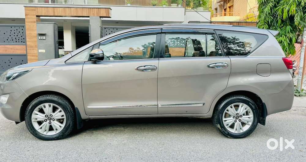 Toyota Innova Crysta 2.7 Zx At, 2019, Petrol