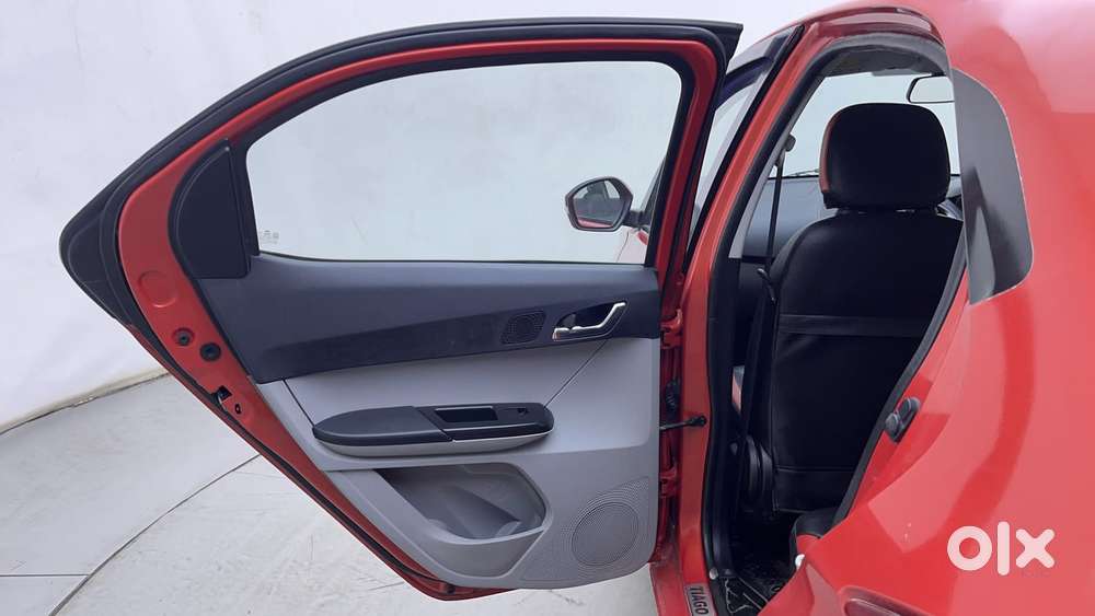 Tata Tiago 1.2 Revotron Xz Plus Dual Tone, 2021, Petrol
