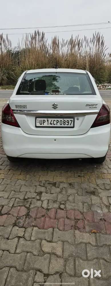 Maruti Suzuki Swift Dzire 2015 Cng & Hybrids 80000 Km Driven
