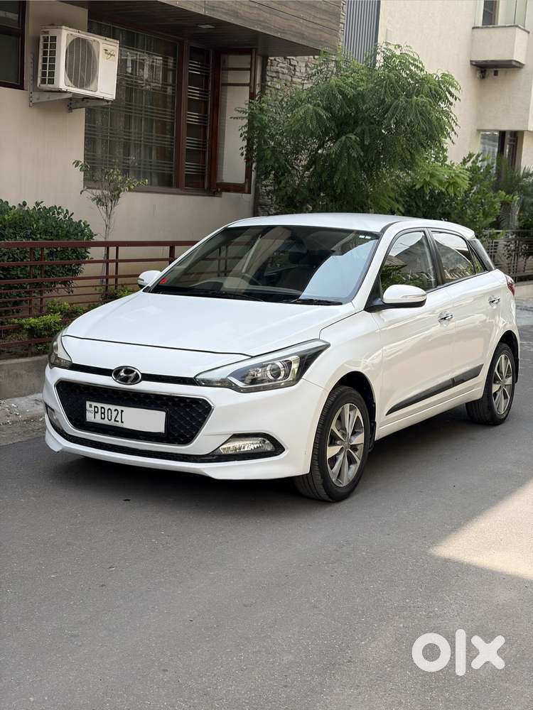 Hyundai I20 Petrol Asta Option, 2017, Petrol
