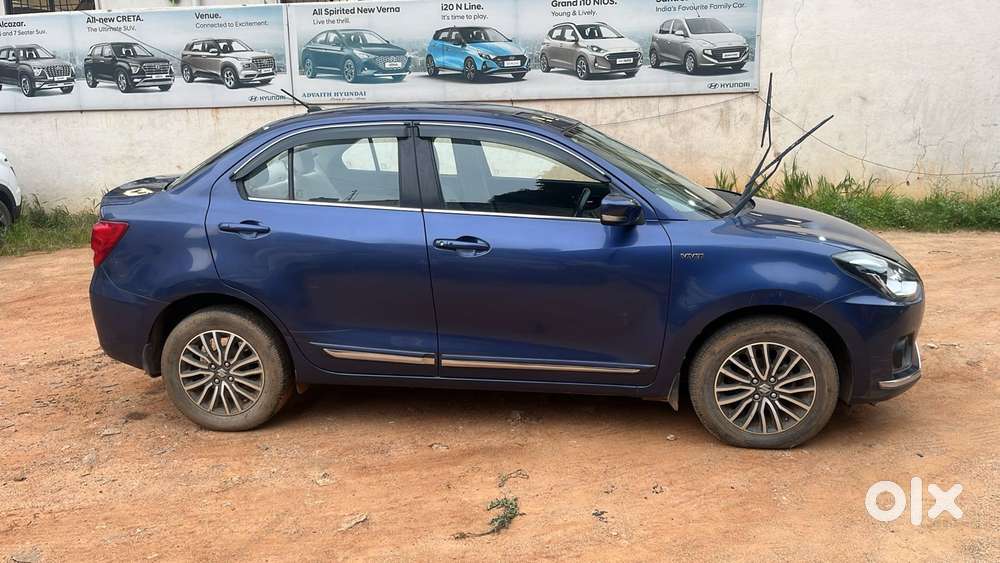 Maruti Suzuki Swift Dzire Zxi + Amt, 2017, Petrol
