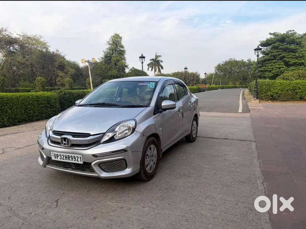 Honda Amaze 2nd Gen 2017 Petrol 40206 Km Driven