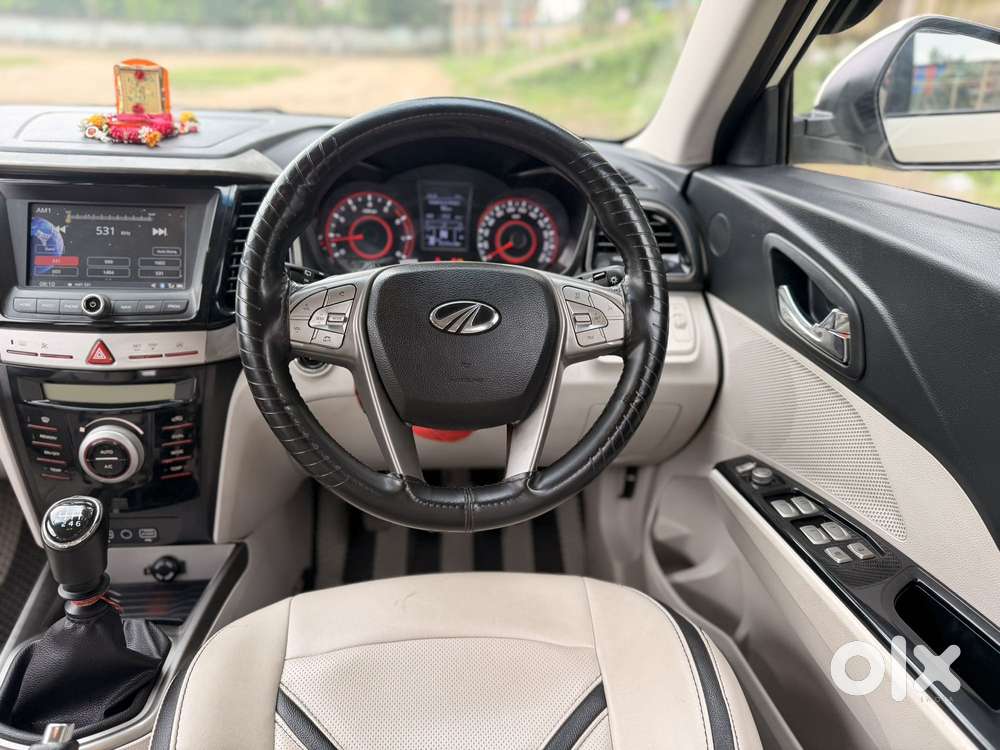 Mahindra Xuv300 W8, 2022, Petrol
