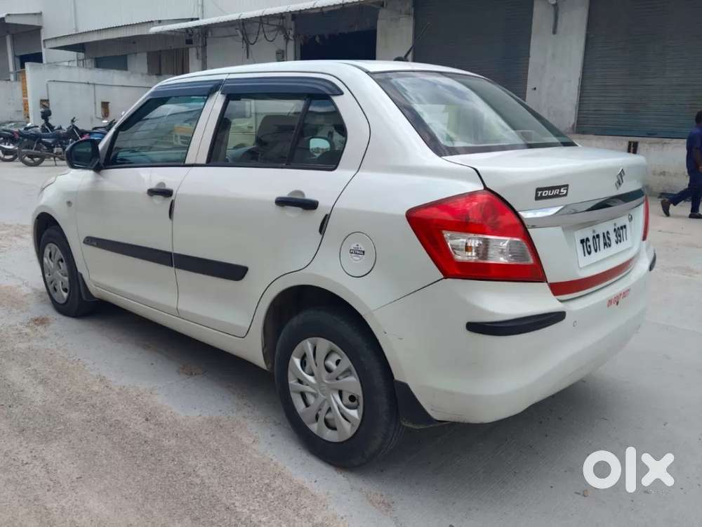Maruti Suzuki Swift Dzire Vxi, 2022, Petrol