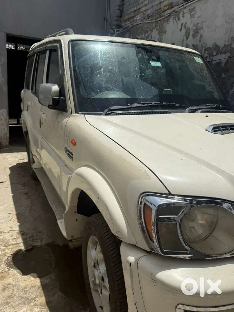 Mahindra Scorpio 2010 Diesel 100000 Km Driven