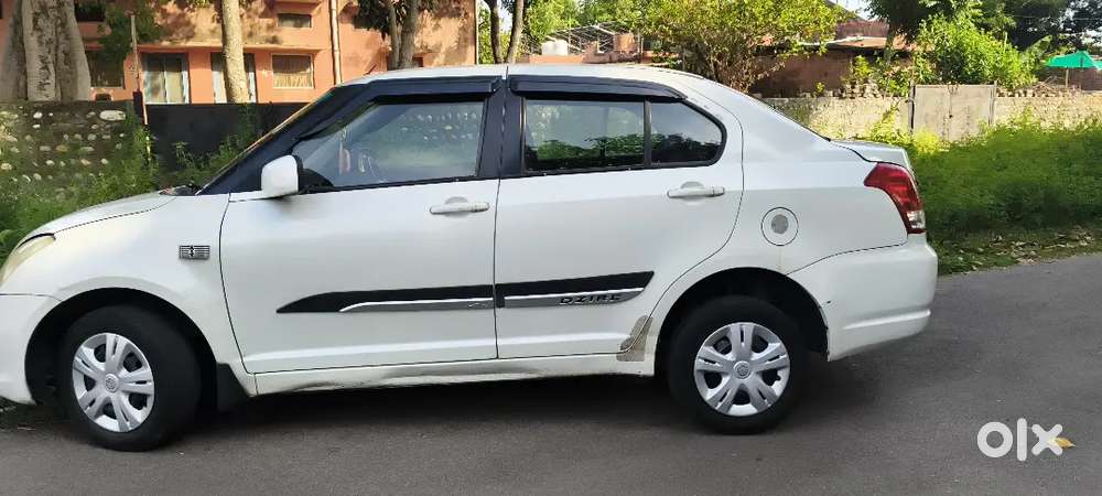 Swift Dzire 2014/reg 2015 Model Petrol