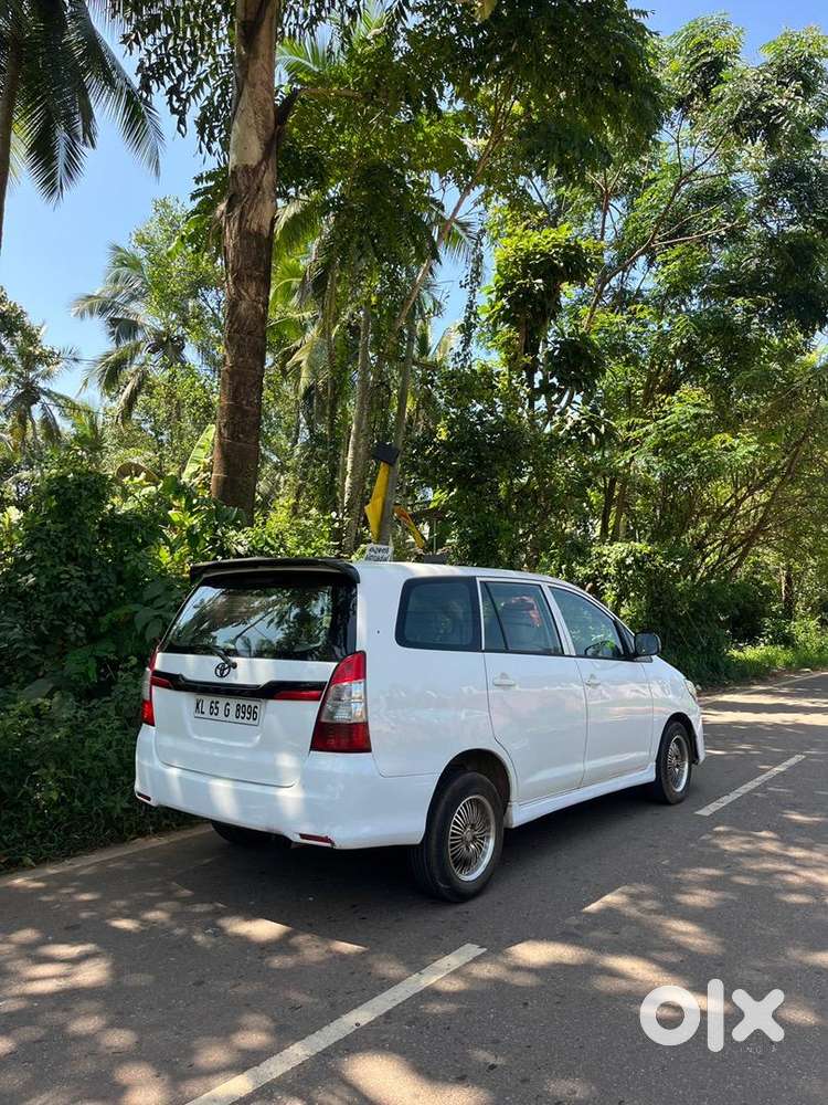 Toyota Innova 2006 Diesel Well Maintained