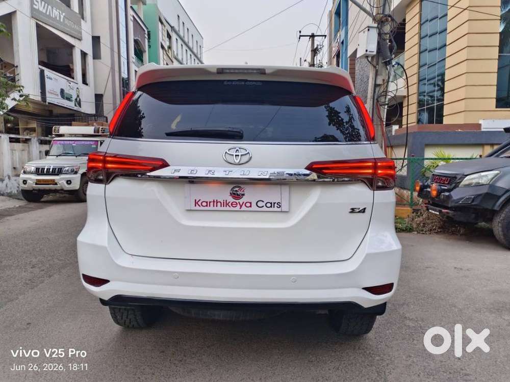 Toyota Fortuner 3.0 4x4 Manual, 2018, Diesel