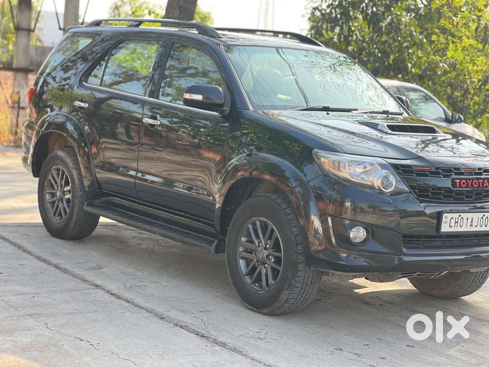 Toyota Fortuner 2011-2016 4x4 Mt, 2015, Diesel