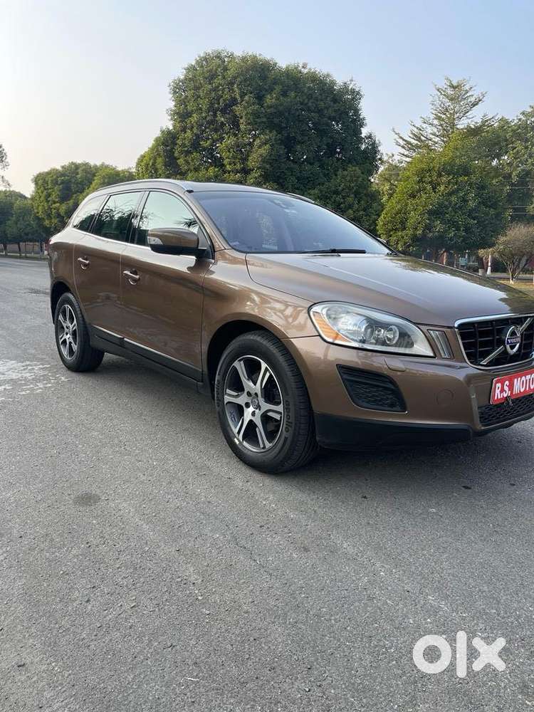 Volvo Xc60 D5 Awd Automatic, 2013, Diesel