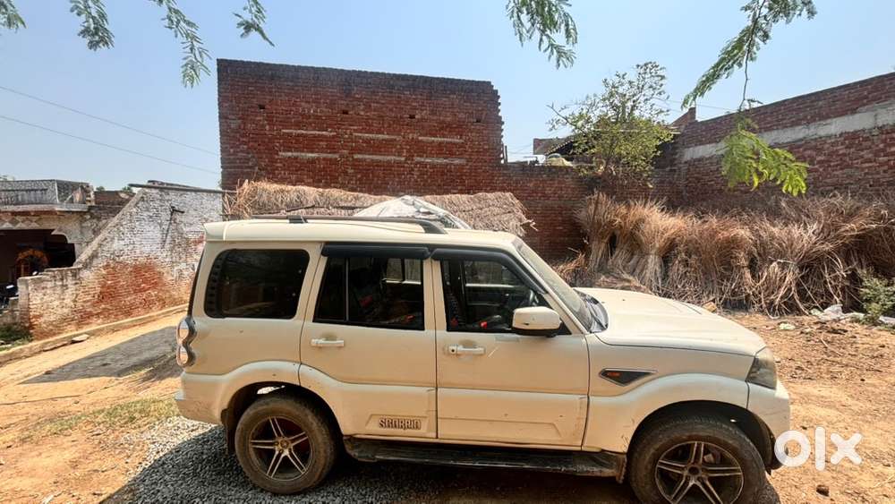 Mahindra Scorpio Diesel 2015