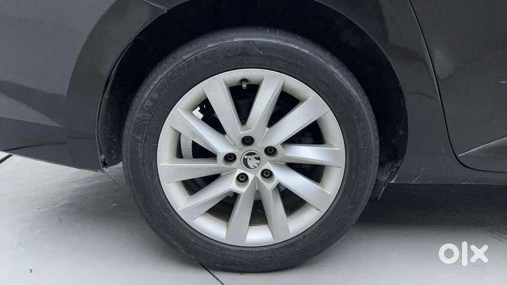 Skoda Superb 2.0 L&k Tsi At, 2016, Diesel