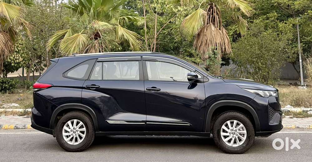Toyota Innova Hycross 2.0 Gx 7 Str, 2025, Petrol