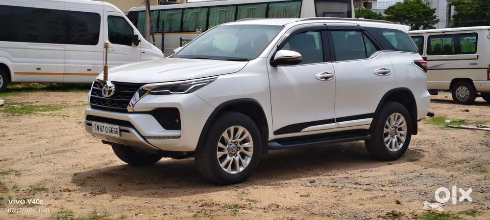 Toyota Fortuner 4x4 Manual Limited Edition, 2024, Diesel