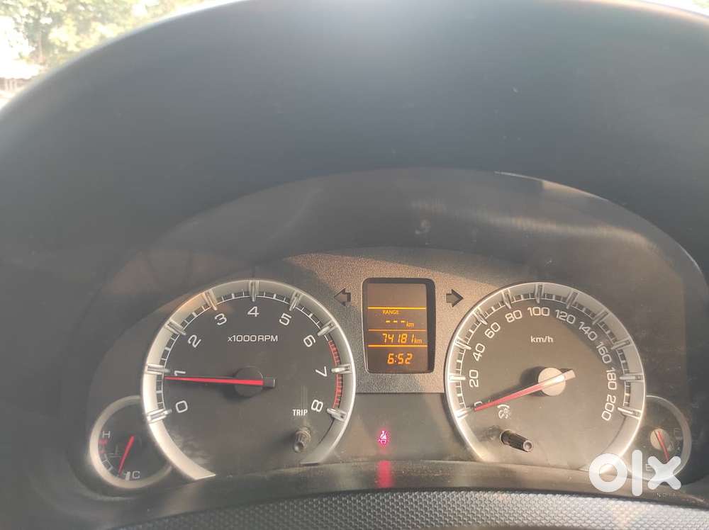 Maruti Suzuki Swift Dzire 1.2 Vxi Bsiv, 2013, Petrol