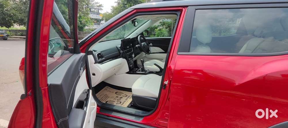 Mahindra Xuv 3xo Ax7l Diesel Mt, 2025, Diesel