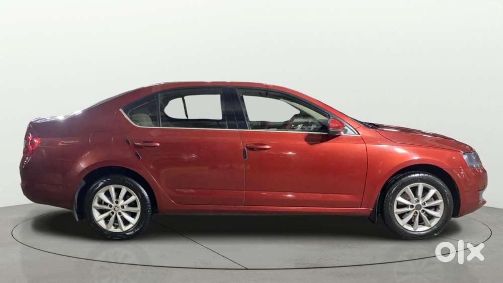 Skoda Octavia 1.8 Tsi Style Plus At, 2016, Petrol