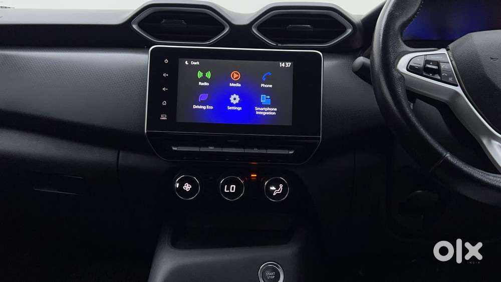 Nissan Magnite 1.0 Xv Premium Turbo Cvt, 2022, Petrol