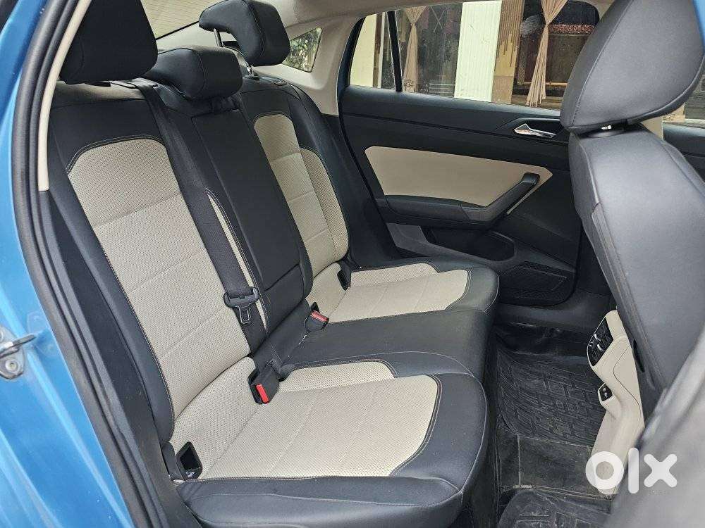 Skoda Slavia 1.0 Tsi Style At, 2023, Petrol