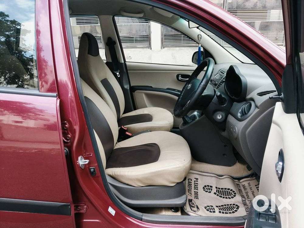 Hyundai I10 Sportz, 2017, Petrol