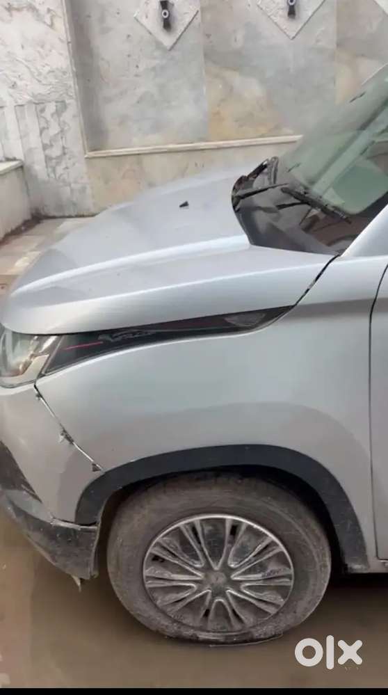 Mahindra Kuv100 Nxt 2017 Diesel Well Maintained