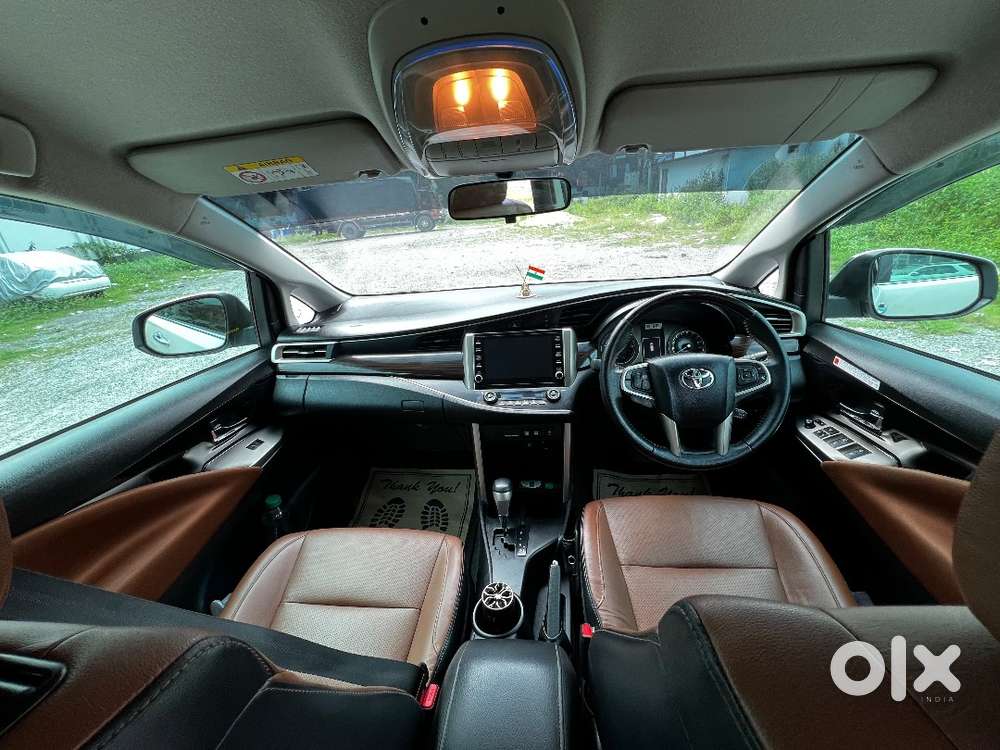 Toyota Innova Crysta 2.4 Zx At 7 Str 2022 Top End