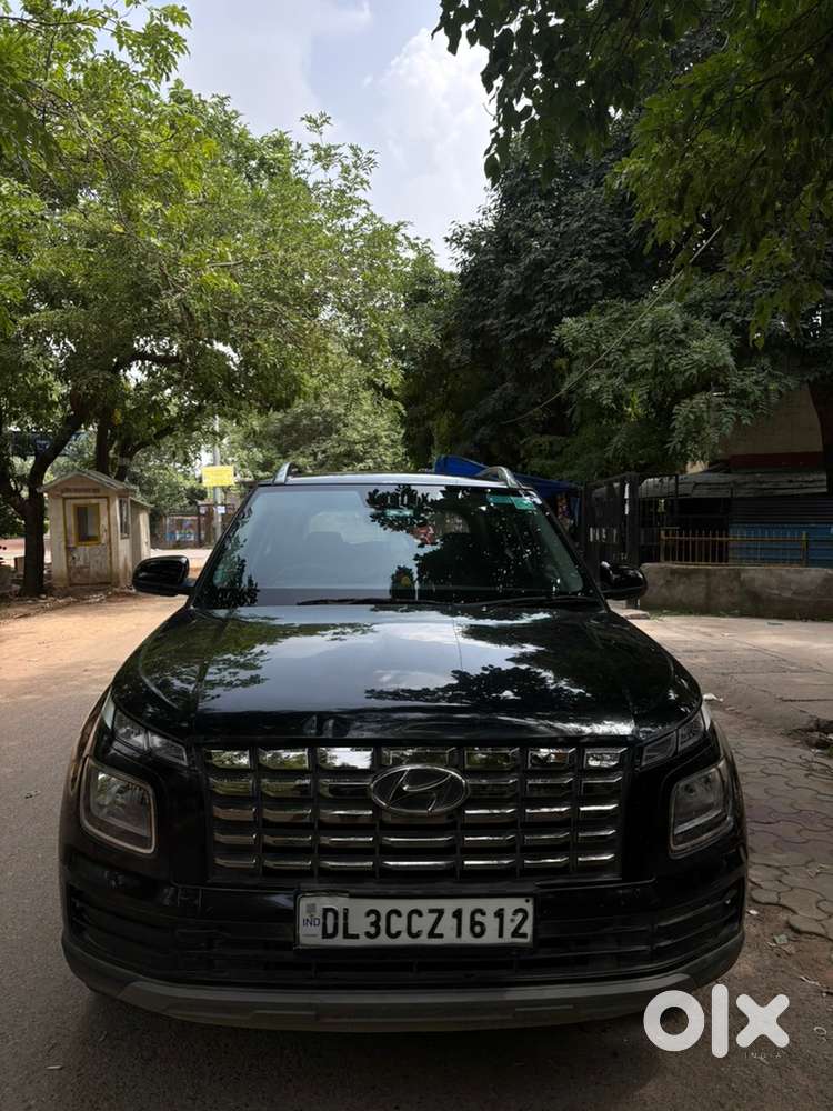 Hyundai Venue Petrol 2023