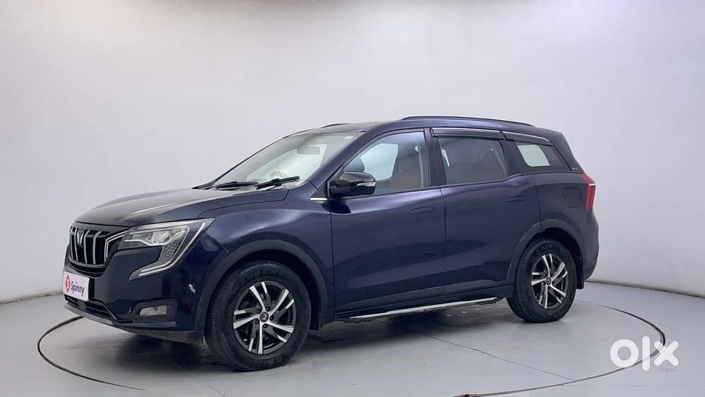 Mahindra Xuv700 2.0 Ax 5 Petrol At Str, 2022, Petrol