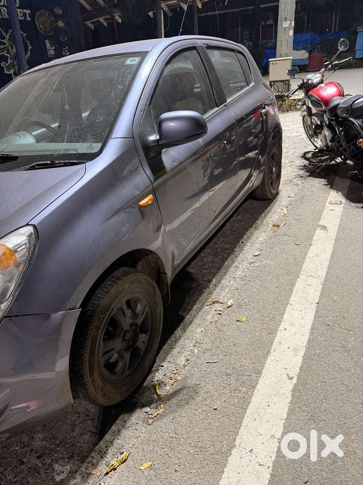 Hyundai I20 Asta Petrol 2009