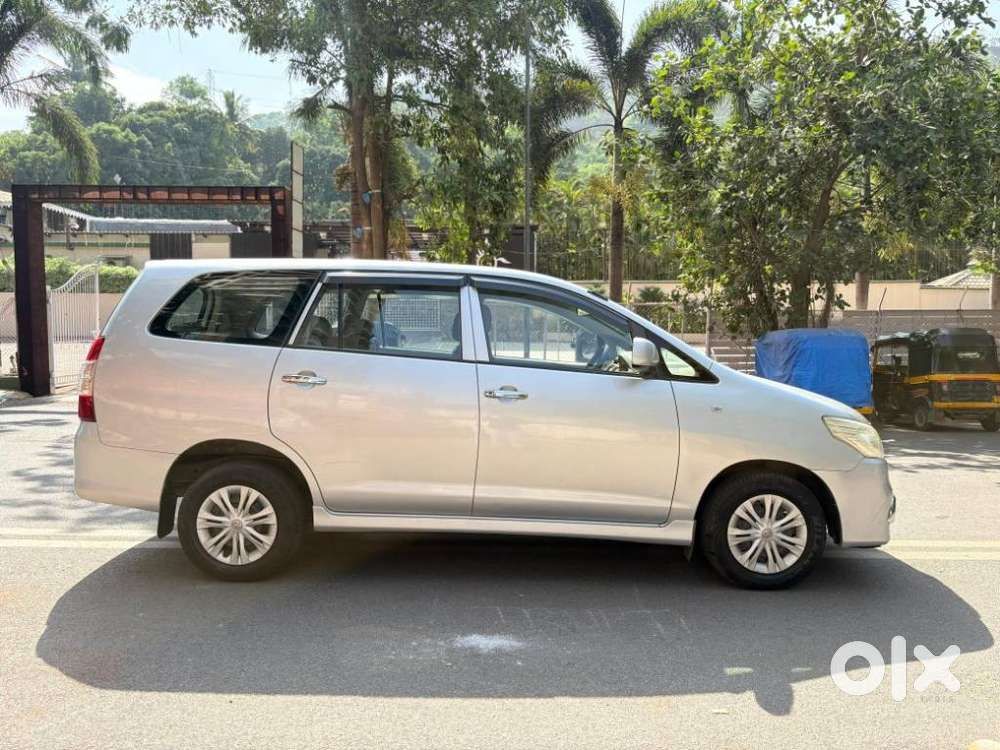 Toyota Innova 2.5 G (diesel) 8 Seater, 2014, Diesel