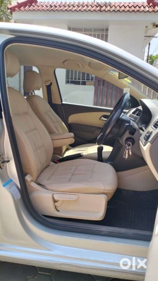 Volkswagen Vento Petrol Highline, 2011, Petrol