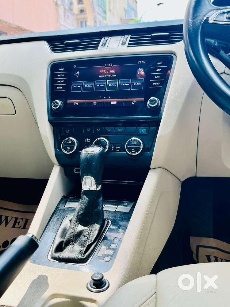 Skoda Octavia 1.8 Tsi At L K, 2018, Petrol