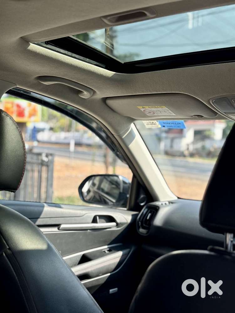 Kia Sonet Gtx Plus Turbo Dct, 2022, Petrol