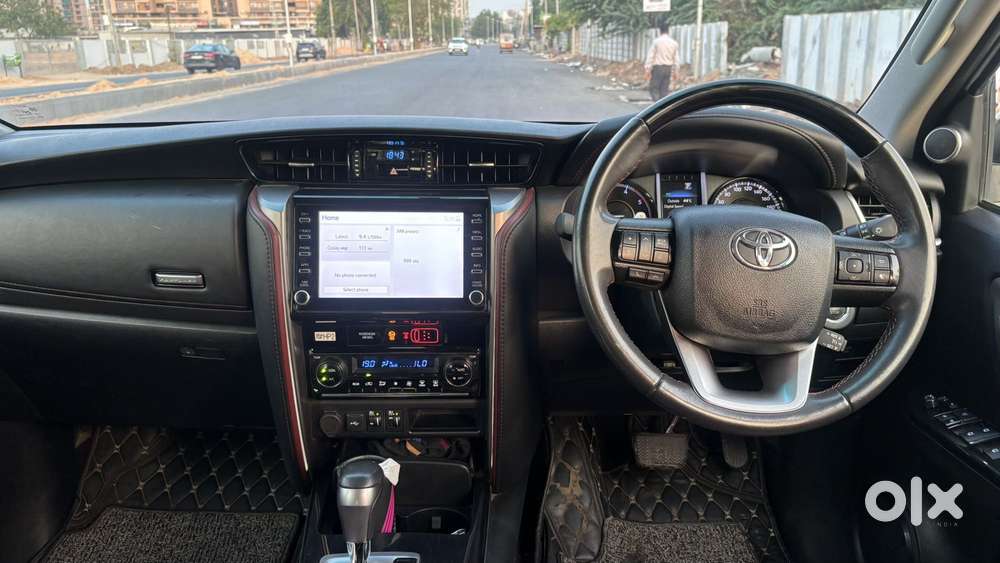 Toyota Fortuner Legender 4x2 At 2.8, 2024, Diesel