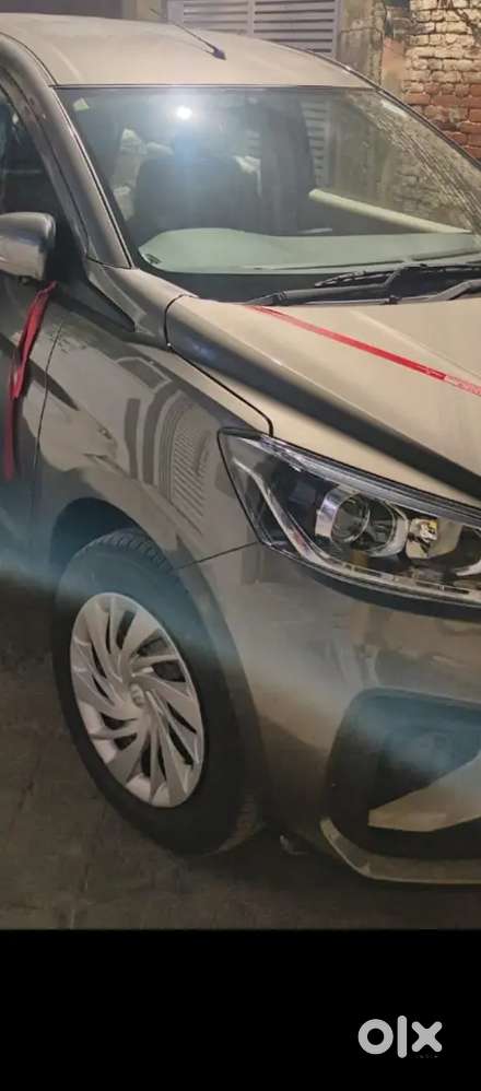 Maruti Suzuki Ertiga Vxi 2026