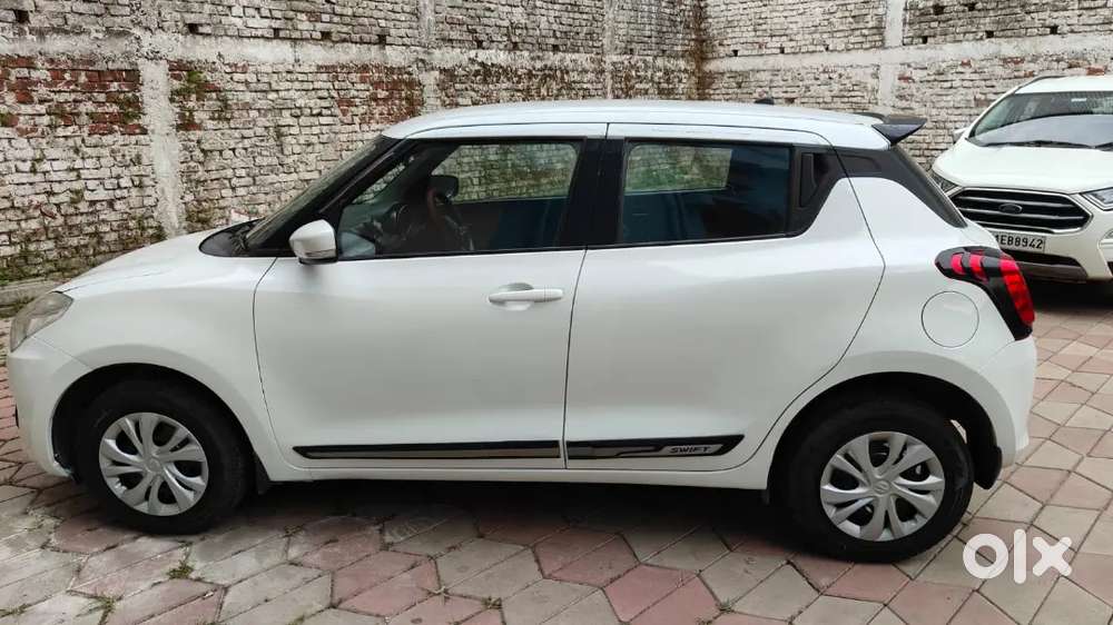 Maruti Suzuki Swift 2018 Petrol Well Maintained