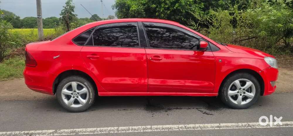 Skoda Rapid 2012