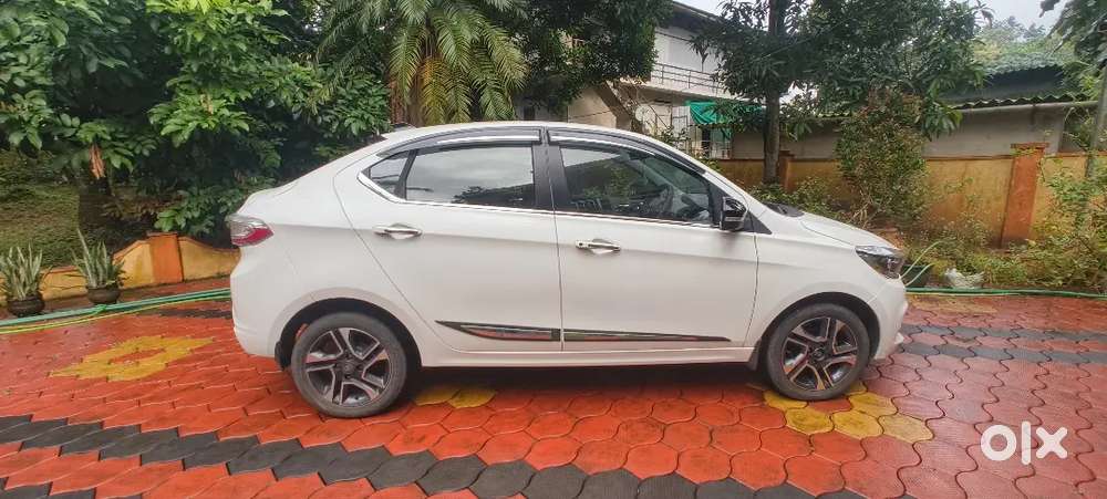 Tata Tigore Xz Plus Revotron 1.2 Lit Petrol