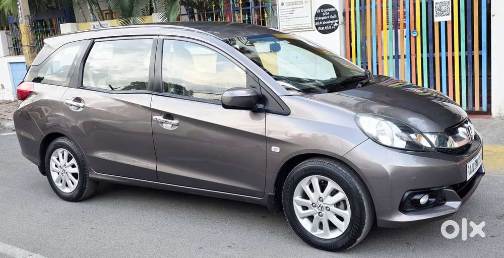 Honda Mobilio, 2015, Petrol