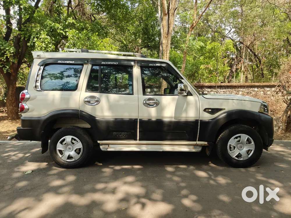 Scorpio S3 2019 M2di 9seater