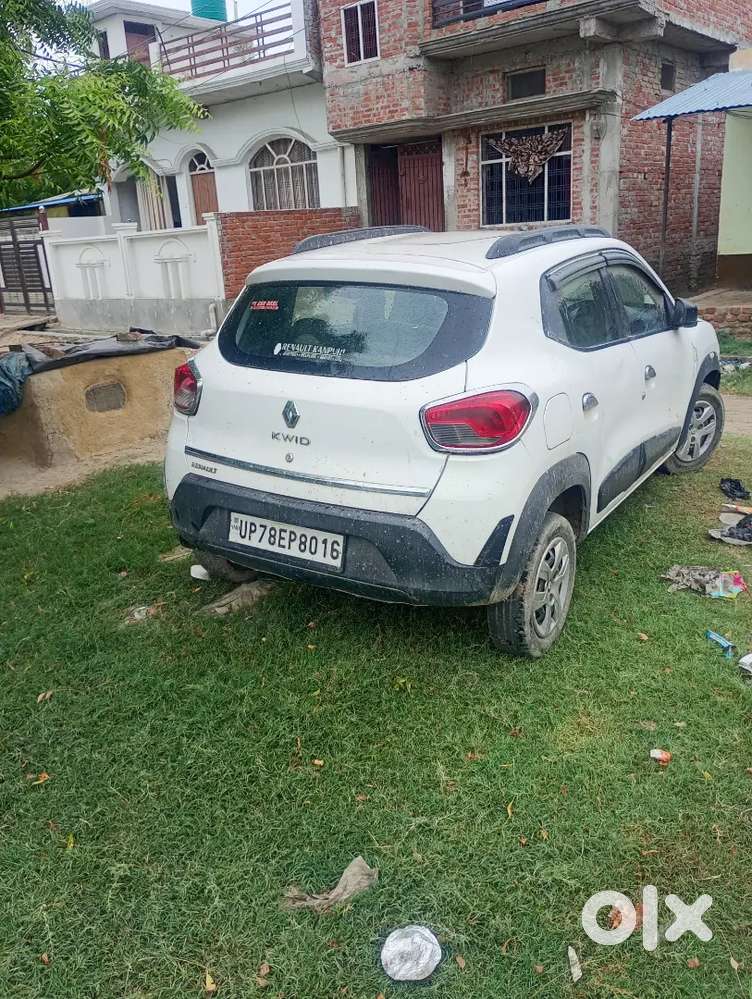 Meri Kwid Car 15/12/2016 Model Hai 65000 Chali Hai