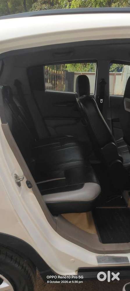 Mahindra Kuv 100 Mfalcon G80 K4 Plus, 2017, Petrol