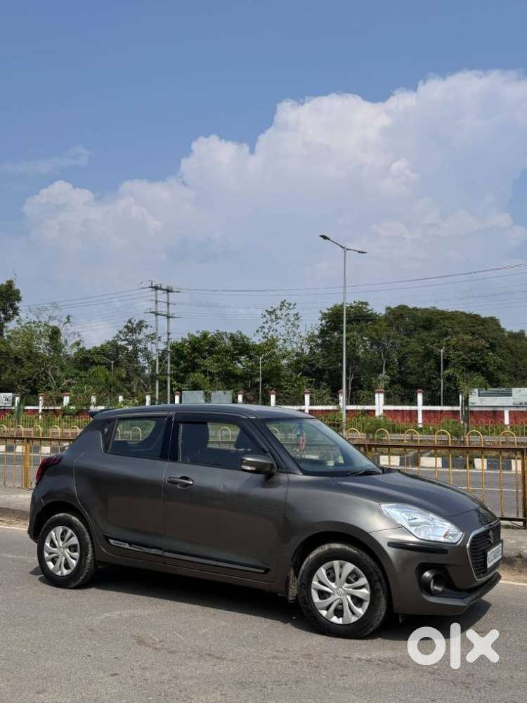 Maruti Suzuki Swift Vvt Vxi, 2021, Petrol