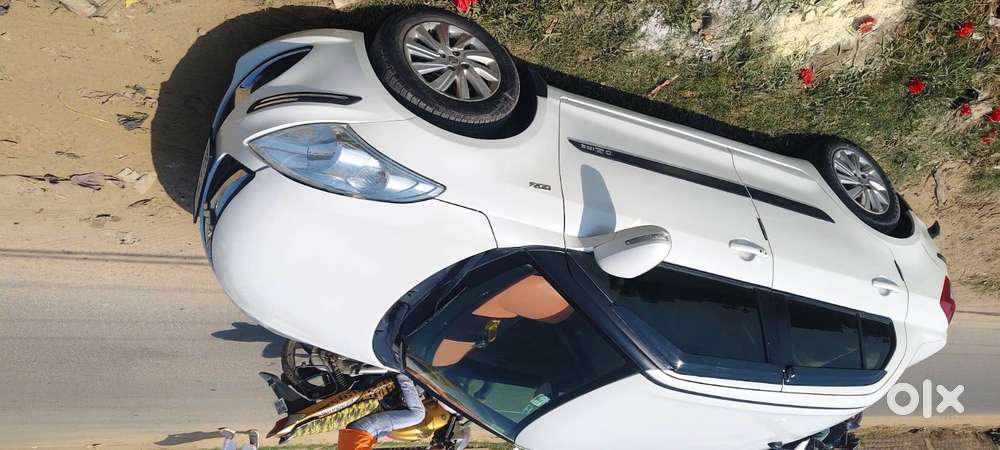 Maruti Suzuki Swift Dzire 2016 Diesel 60000 Km Driven