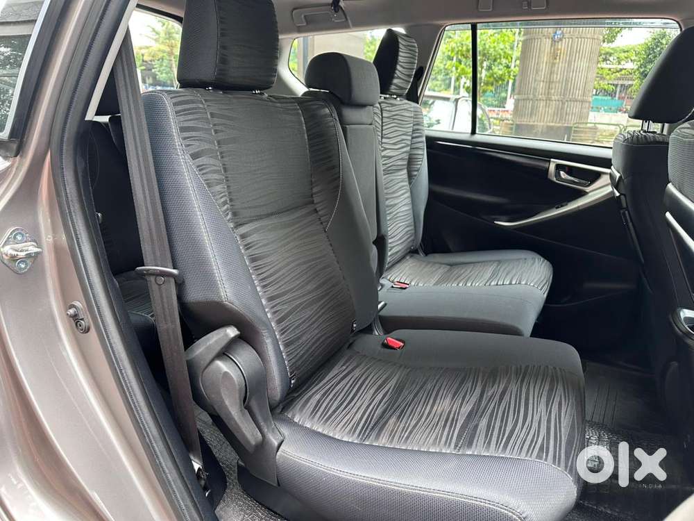 Toyota Innova Crysta 2.4 V, 2017, Diesel