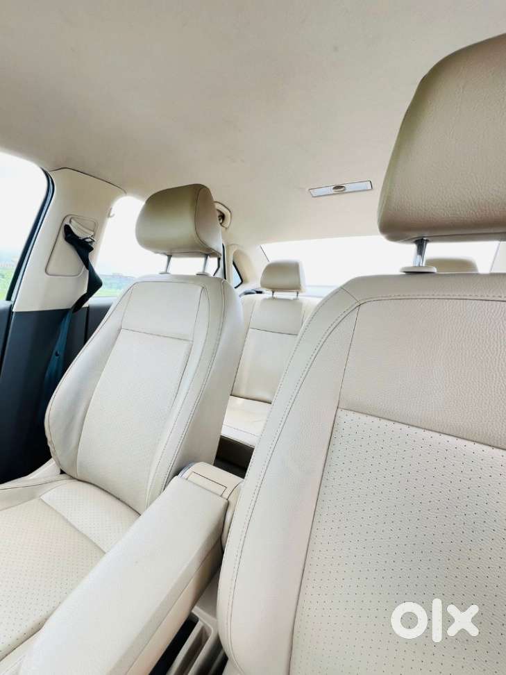 Volkswagen Vento 1.2 Tsi Highline Plus At, 2018, Petrol